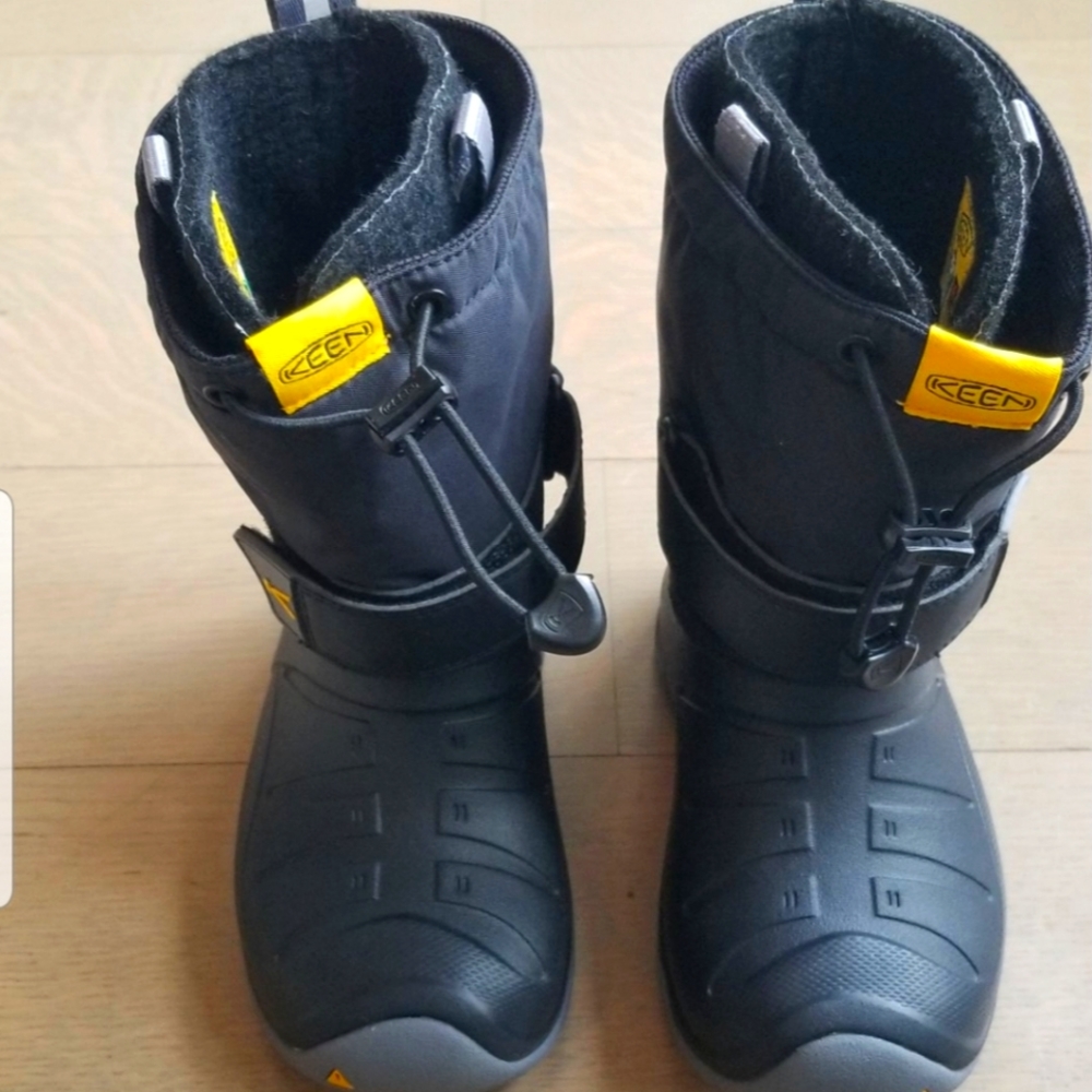 Keen kids Lumi 2 brand new black waterproof winter boot toddler size 11